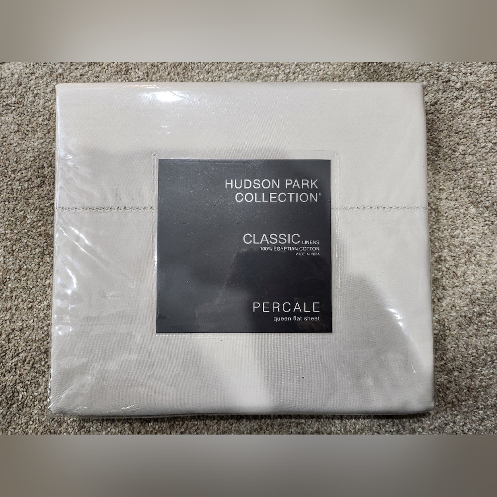 Hudson Park Collection Classic Percale Queen Flat Sheet - White